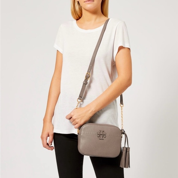 Tory Burch McGraw Camera Bag Silver Maple Taupe Leather Crossbody NWT Sold Out - Picture 2 of 9